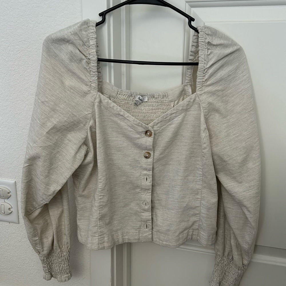 Button Top